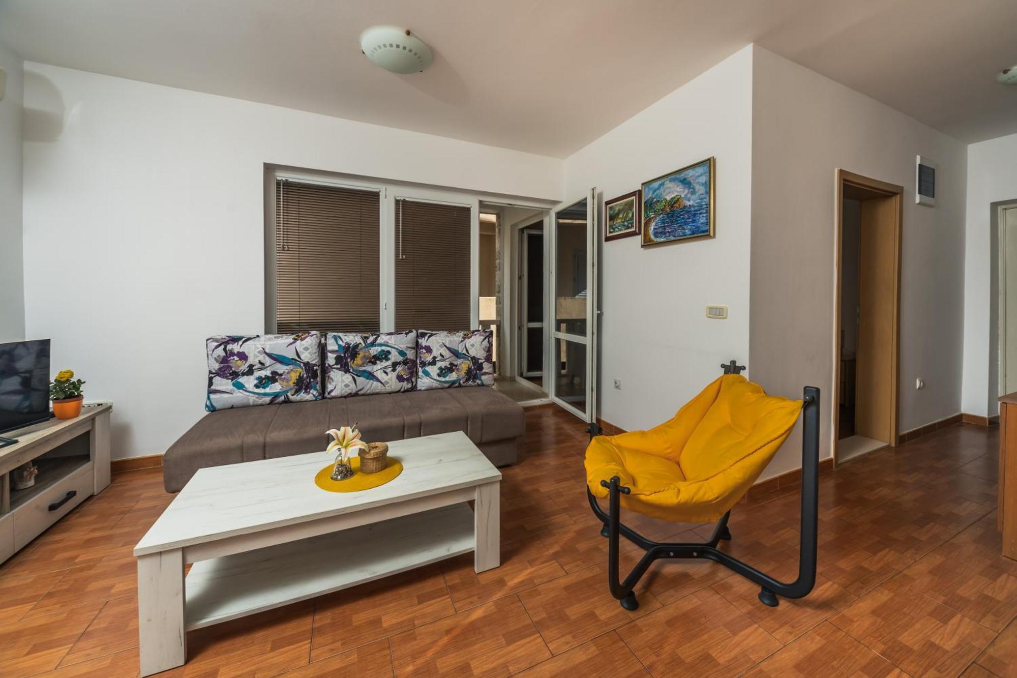 Apartments Franicevic Петровац Экстерьер фото