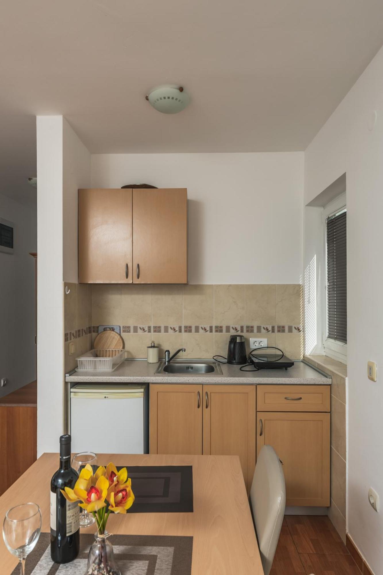 Apartments Franicevic Петровац Экстерьер фото